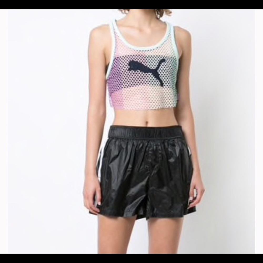 Puma top
